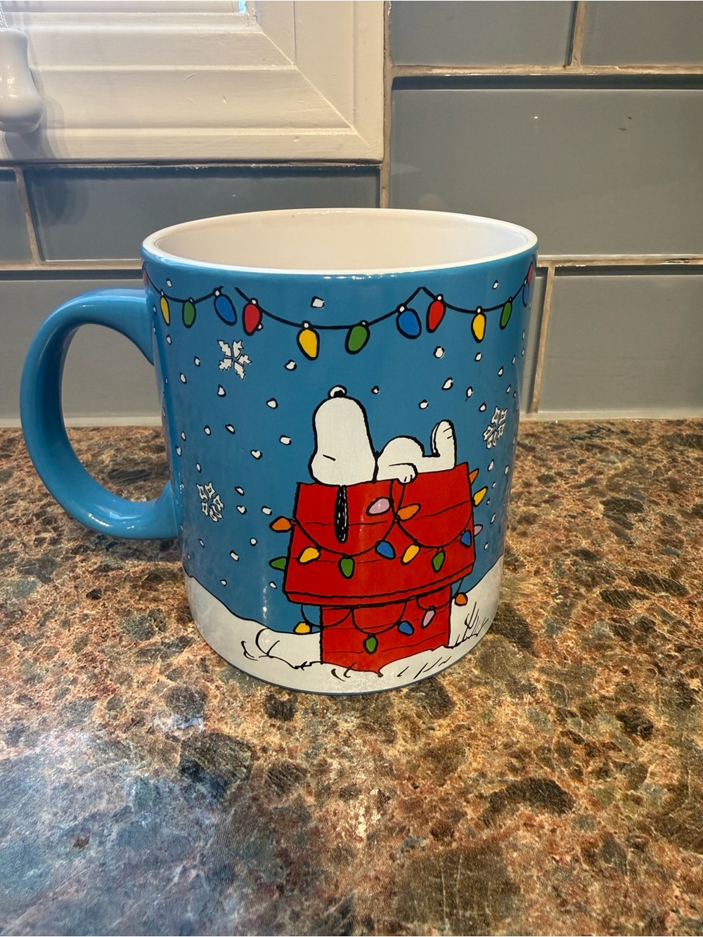 Peanuts Snoopy Holiday Blue Mug with Red Doghouse and Multicolor Lights